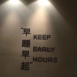 少萝被❌脱脱内内在线观看
